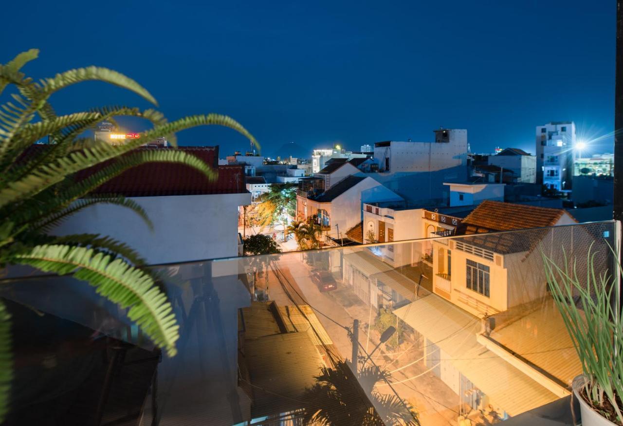 Готель Khach San Gan Bien Miami Tuy Hoa Phu Yen Екстер'єр фото